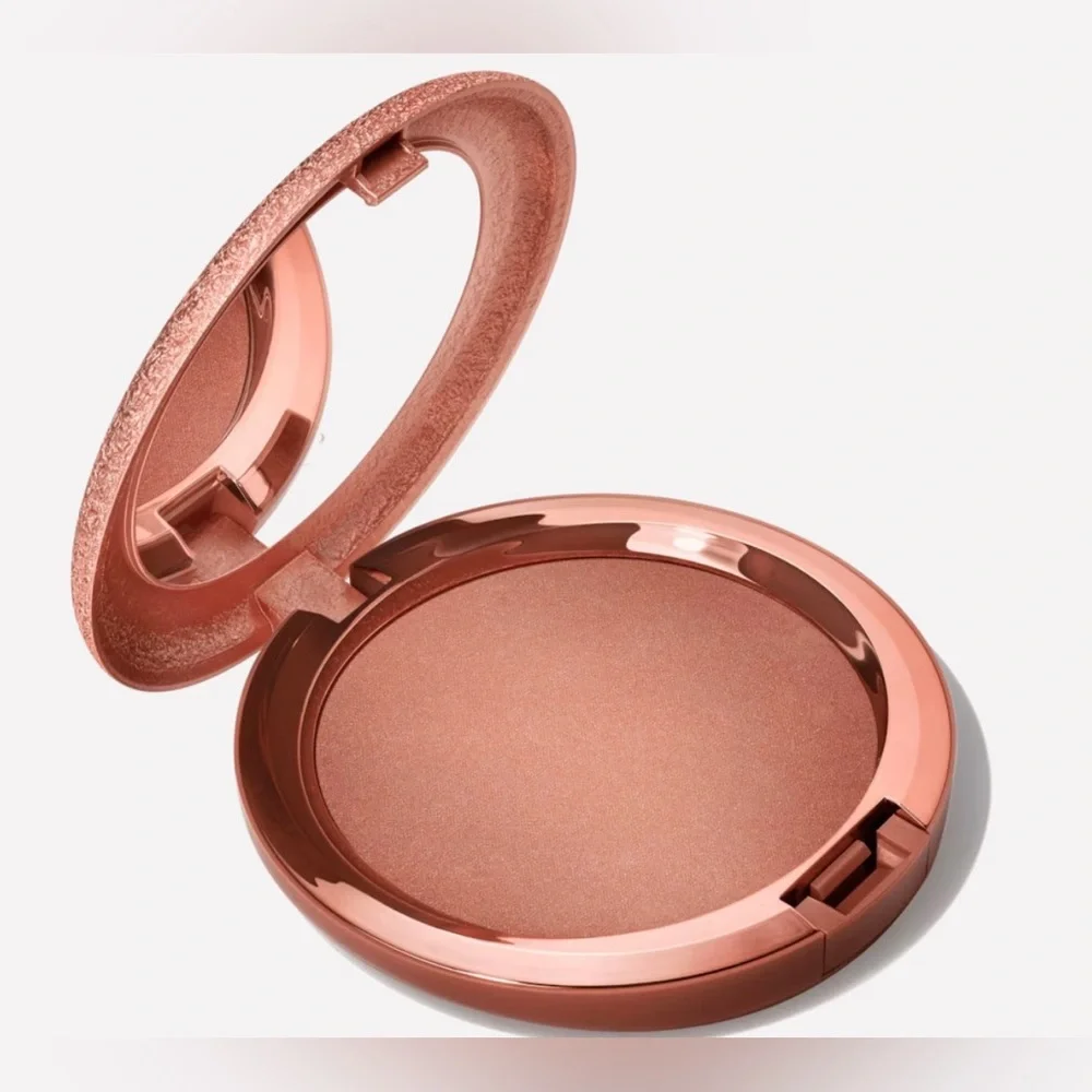 MAC Skinfinish Sunstruck Radiant Bronzer- Radiant Light Rosy
